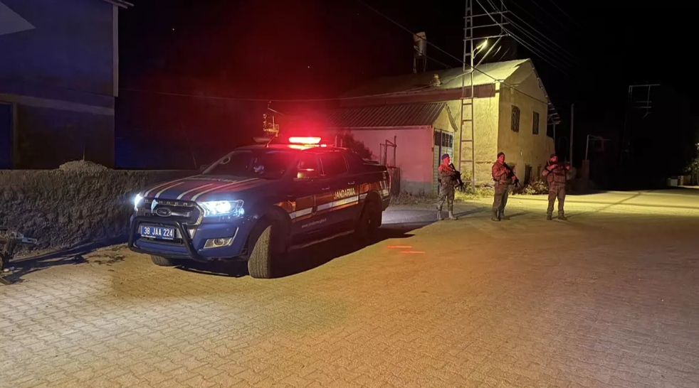 İki aile arasında silahlı kavga