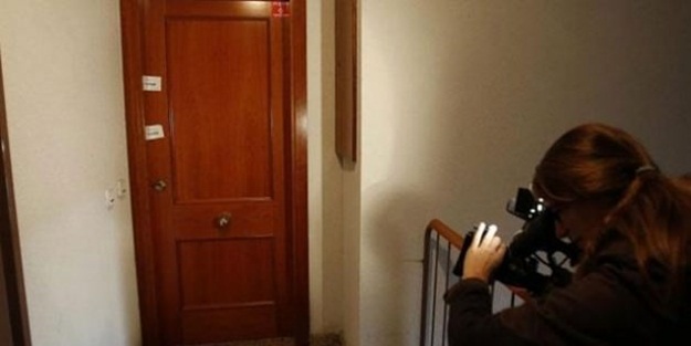 İki ay oğullarının cesediyle yaşadılar