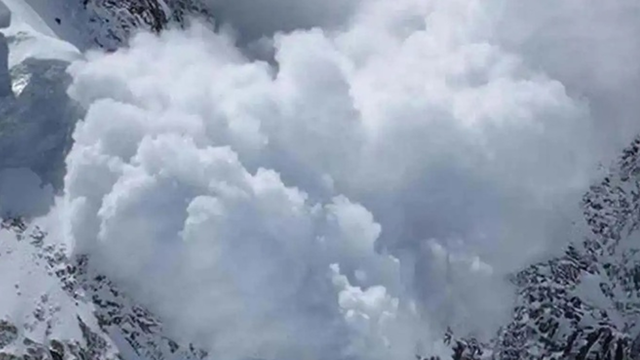 İki bölge için çığ tehlikesi ve don uyarısı