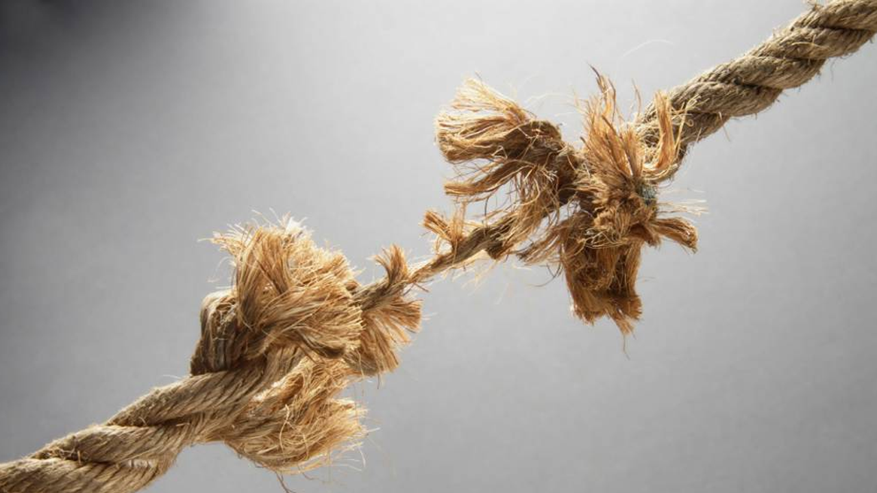 İki büyük terör: Irkçılık ve faiz!