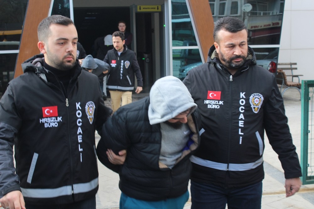 İki evden 45 bin TL’lik vurgun yapan 3 şahıstan 2’si tutuklandı 