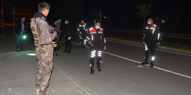 İki grup sokak ortasında çatıştı