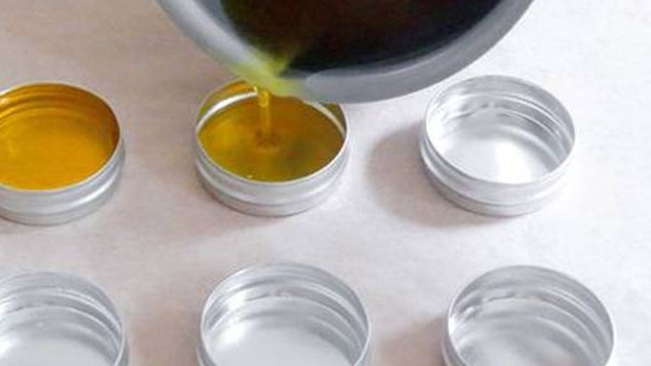 Ev yapımı solid, krem parfüm ve sabundan krem nasıl yapılır?