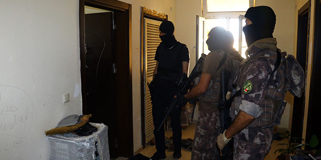 İki ilde terör operasyonu! 24 gözaltı