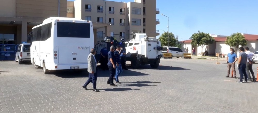 İki kişinin öldüğü kavgada 24 gözaltı 