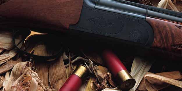 İki kişiyi vurdu! Suçu astımına attı