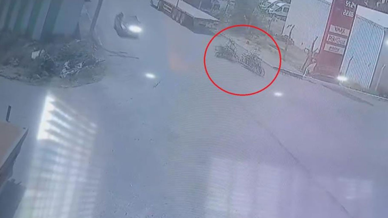 İki motosikletli çarpıştı! 3 yaralı