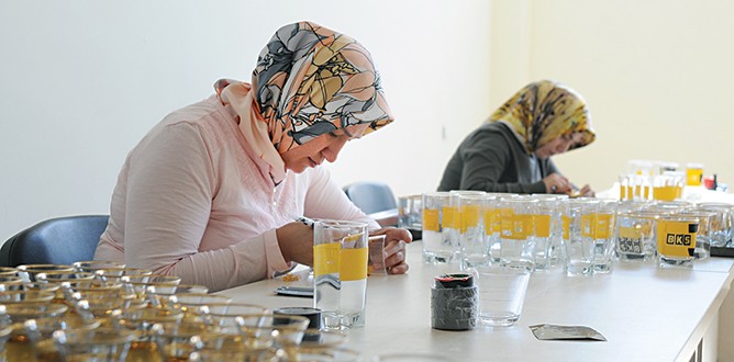İki öğrencili bölüm siparişlere yetişemiyor