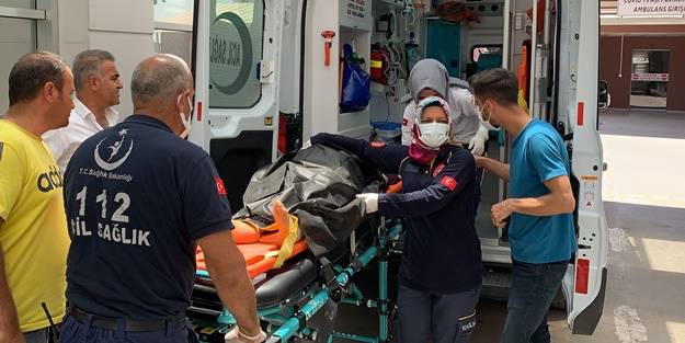 İki otomobil birbirine girdi: Çok sayıda yaralı var