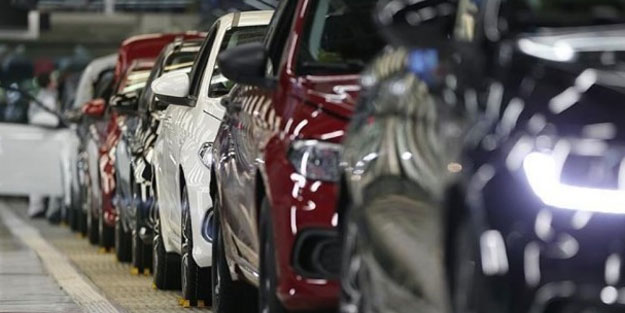 İki otomobil markası fiyat güncelledi! Biri fiyatları indirdi diğeri zam yaptı