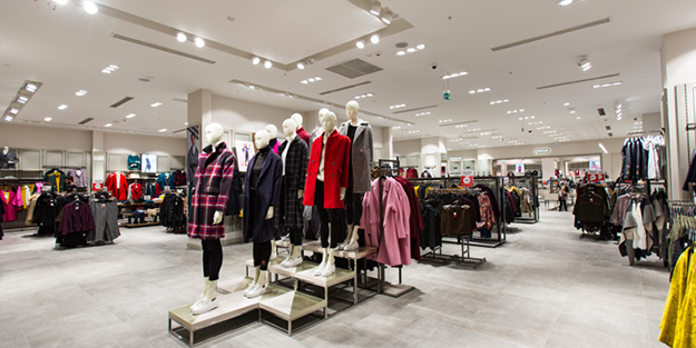 İki Türk giyim devi mağazaları kapattı