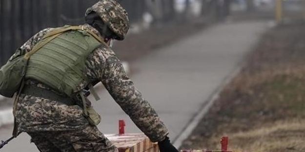 İki ülke arasında çatışma! Yaralı askerler var