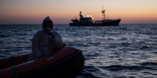 İki ülke arasında gizemli gemi! İçinde cesetler bulundu