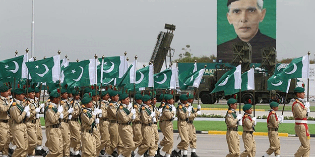 İki ülke arasında sürpriz adım! Ordular harekete geçti