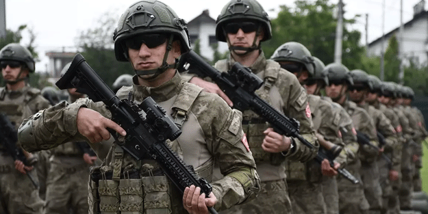İki ülke sadece Türkiye'ye güveniyor! Türk komandoları bölgede