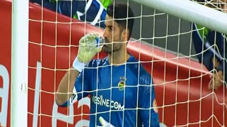 İki Volkan arasında ilginç diyalog 'Ben de içeyim'