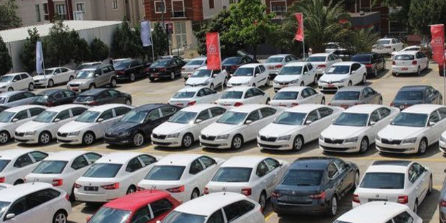 İkinci el araç fiyatlarında, petrol ve yakıtta araç sahiplerini heyecanlandıran yeni trend: Şimdi de bu