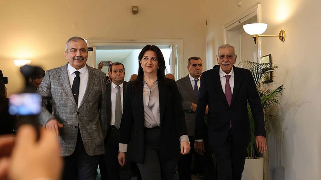 İkinci görüşme gerçekleşti! DEM'in İmralı heyetinden açıklama