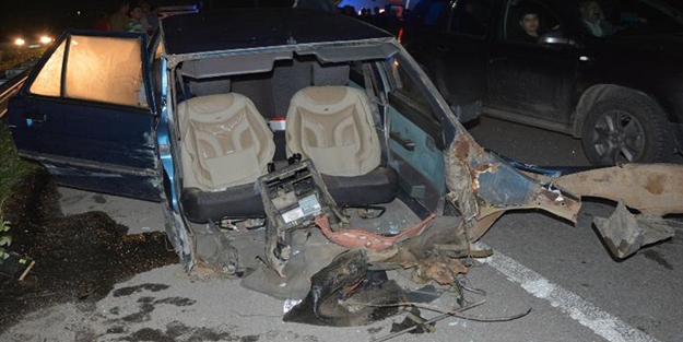 İkiye ayrılan araçtan sağ çıktılar