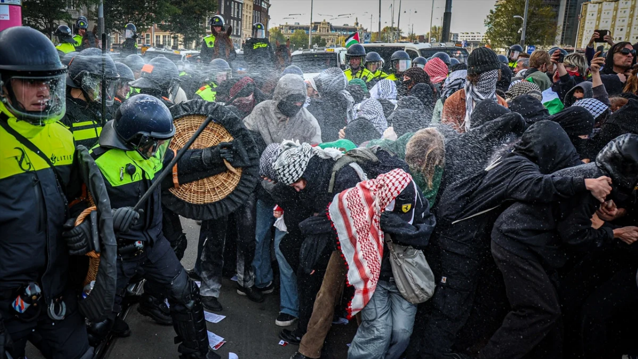 İkiyüzlü soykırım ortakları!