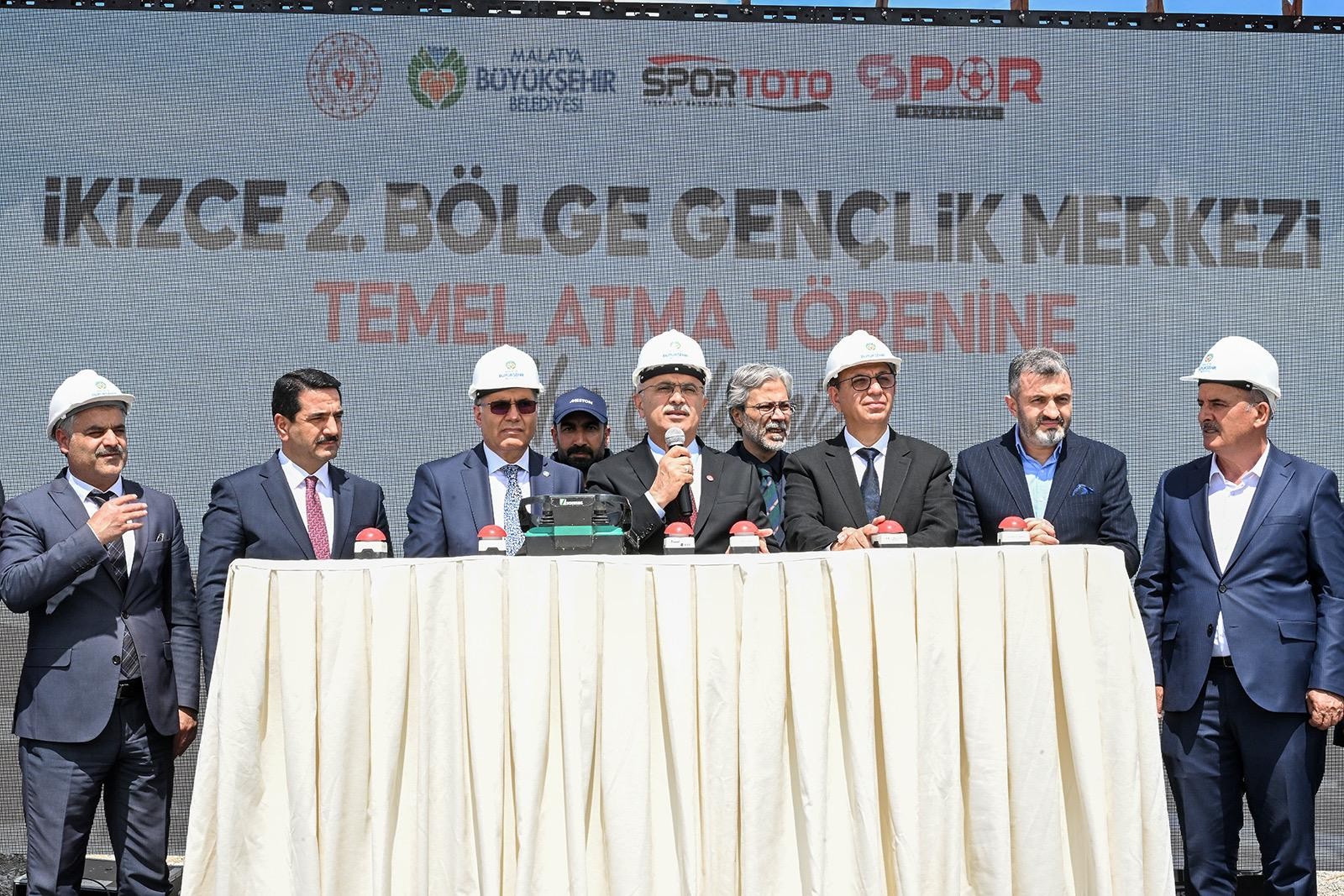 İkizce 2. Bölge Gençlik Merkezinin Temeli Atıldı