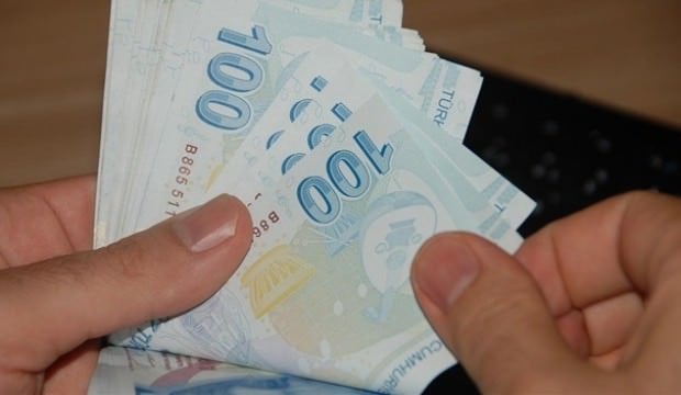 İkramiyeler bugün hesaplara yatmaya başladı
