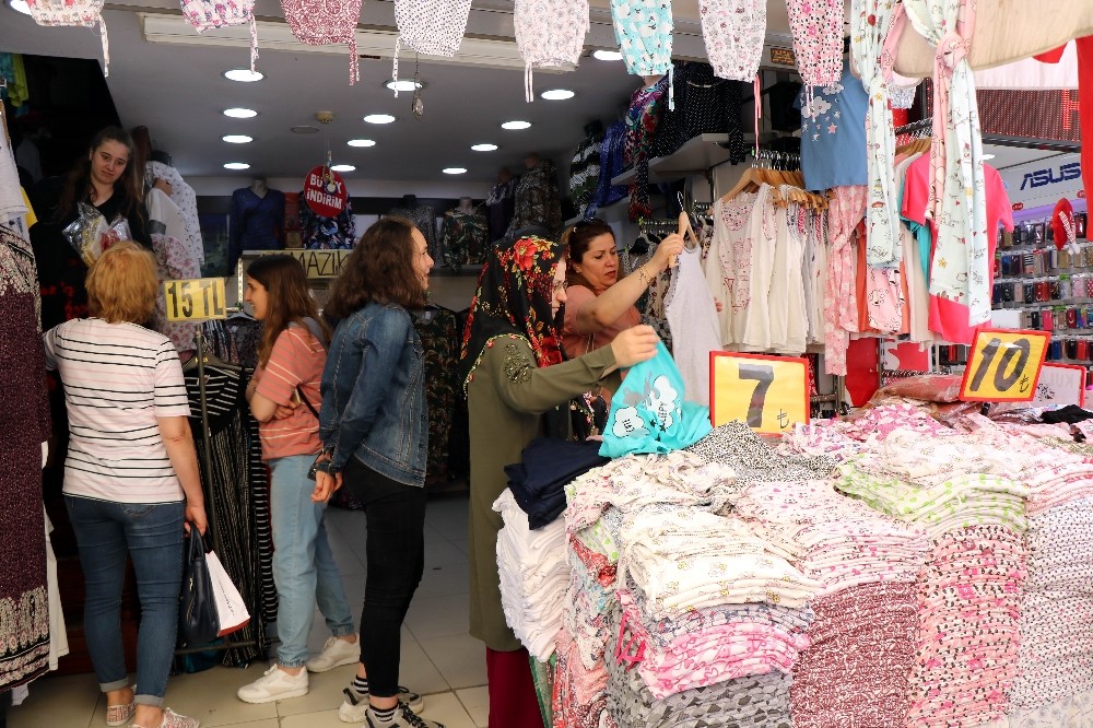 İkramiyesini alan çarşıya koştu 