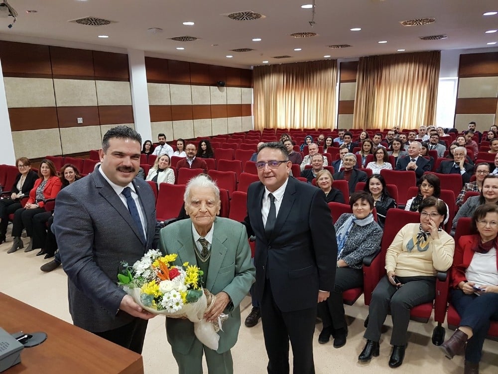İktisadi ve İdari Bilimler Fakültesi’nde anlamlı tören 