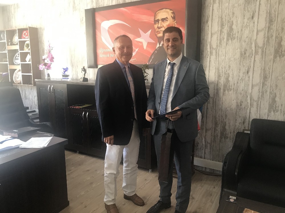 İl Milli Eğitim ve Yakutiye İlçe Milli Eğitim Müdürlüğü ziyaret ettiler 