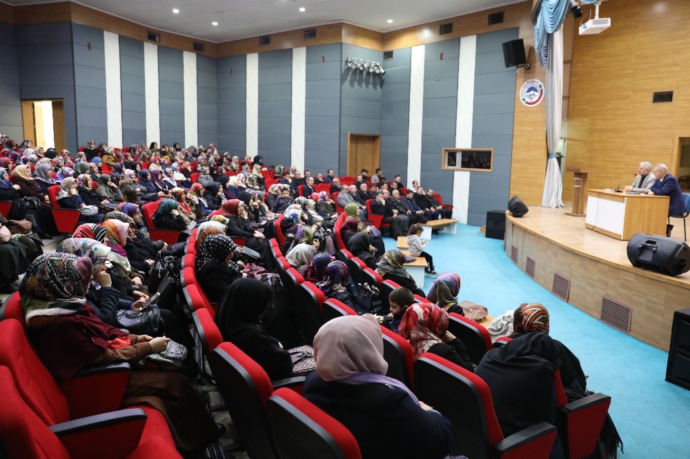 İl Müftüsü Güven, Melikgazi İlçe Müftülüğü Personel Toplantısına katıldı 