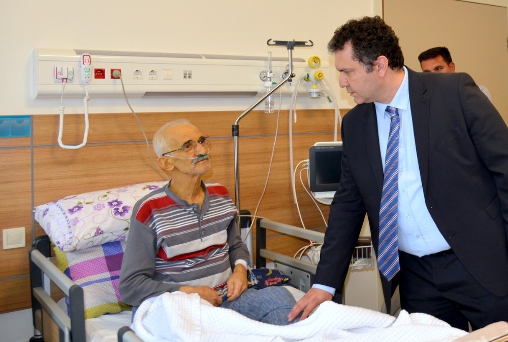 İl Sağlık Müdürü Bilge’den palyatif bakım hastalarına ziyaret 