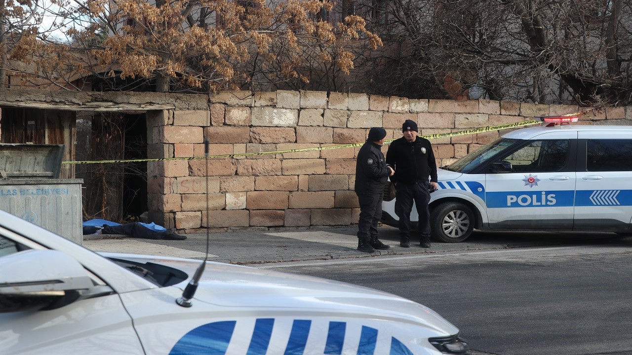 İlaç almaya çıktı hayatını kaybetti