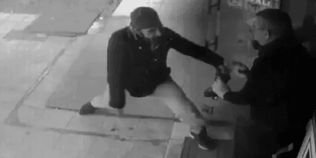 İlaç yok diye eczacıya bıçak çekti! Sonrası...