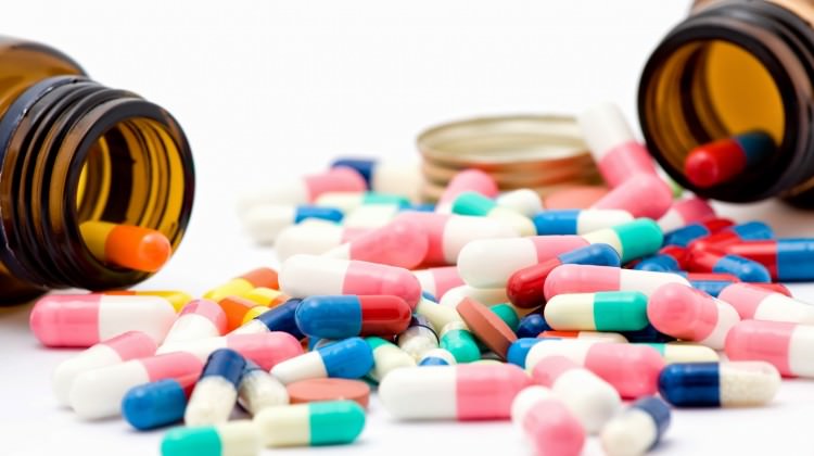 İlaca zam açıklaması stokçuları harekete geçirdi