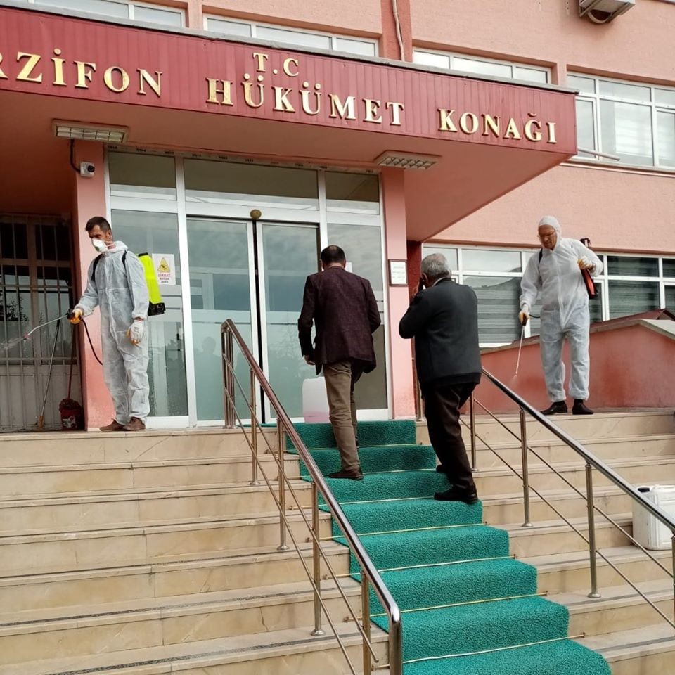 İlaçlama çalışmaları sürdürülüyor 