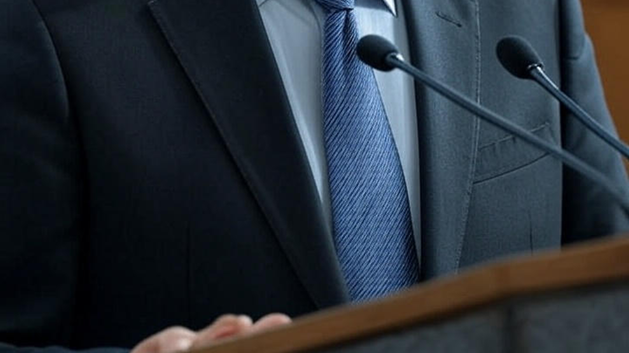 'İlahiyatçı Akademisyenler Neden Laik Sistem Eleştirisi Yap(a)mazlar?'