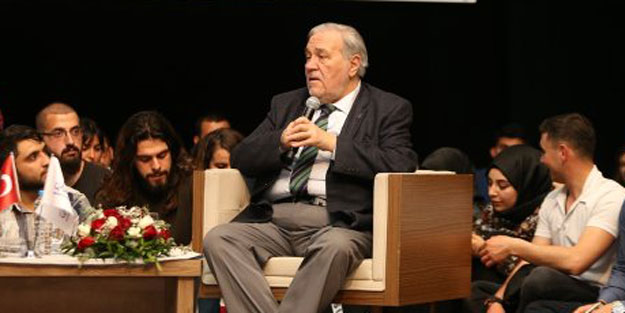 İlber Ortaylı: Bu soysuz olduğumuzu göstermez