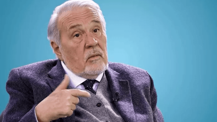 İlber Ortaylı isyan etti: Orta zekanın altındaki insanlar...
