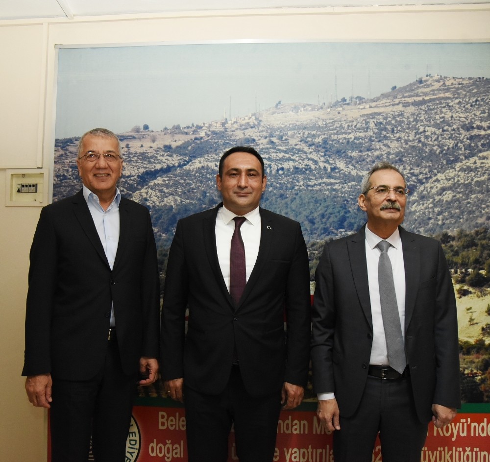 İlçe belediye başkanları bir araya geldi 