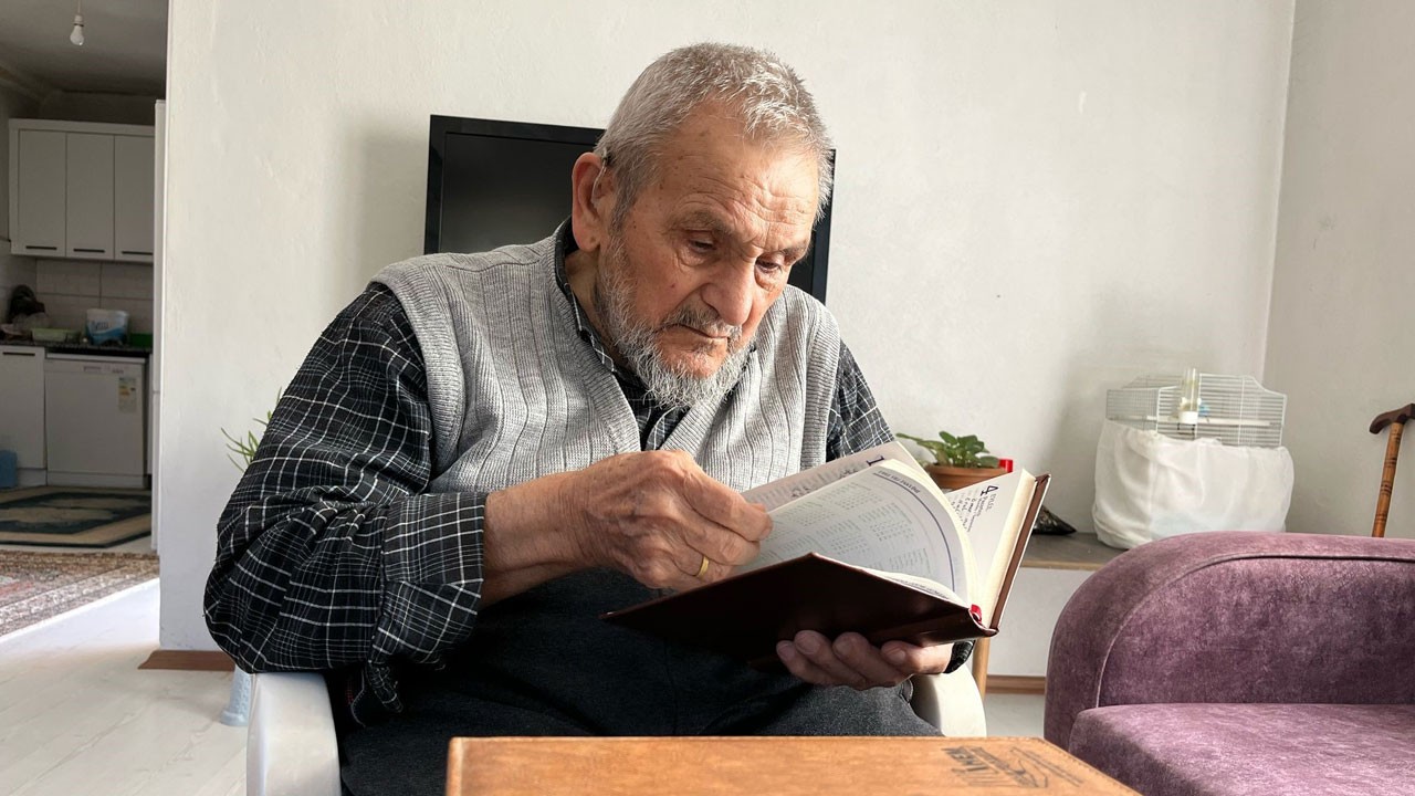 İlçenin hafızası oldu! 72 yıldır günlük tutuyor!