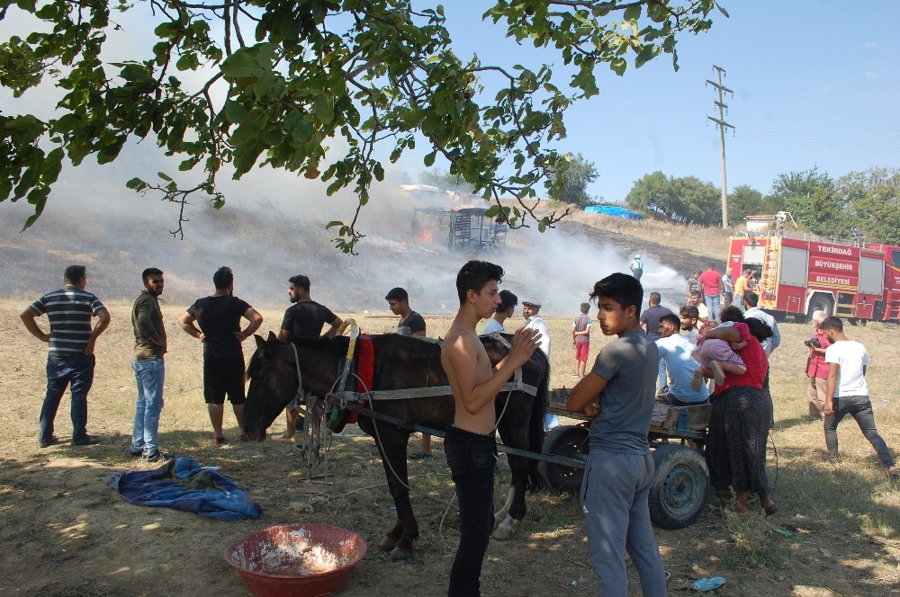 İlçeyi duman bulutu sardı, vatandaşlar merakla izledi 