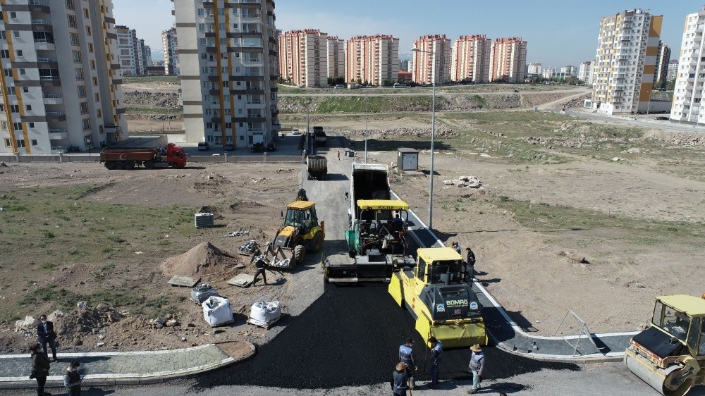İldem Fatih Mahallesi asfaltına kavuştu 
