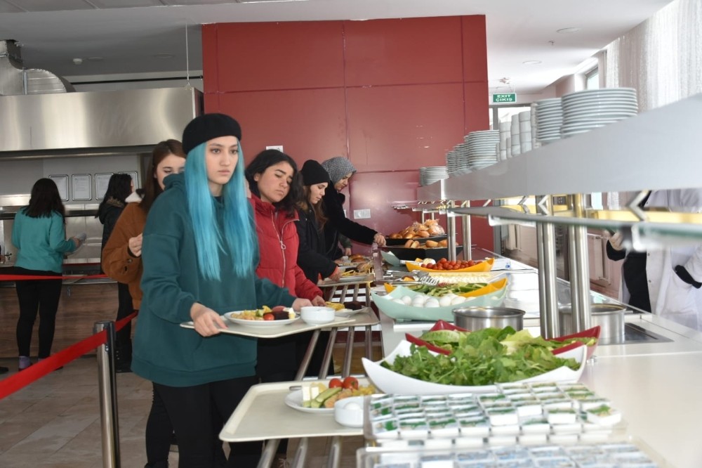 İletişim ve Sinema öğrencileri Erzurum’da buluşuyor 