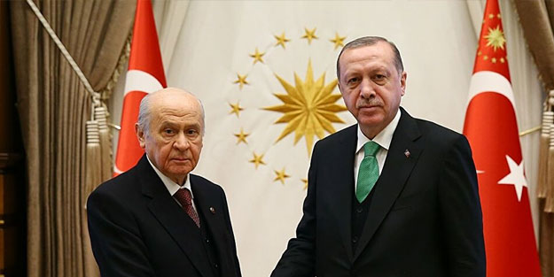 İlginç anket sonuçları açıklandı! AK Partililere de Bahçeli'yi, MHP'lilere Erdoğan'ı sordular