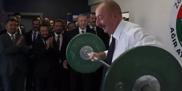 İlham Aliyev'den Cumhurbaşkanı Erdoğan'ı şaşırtan performans
