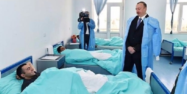 İlham Aliyev ziyaret etti: Düşmanı yerine oturttuk!