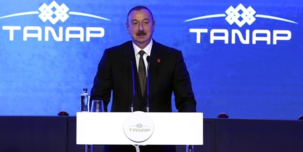 İlham Aliyev'in Türkiye sözleri salonu çoşturdu!