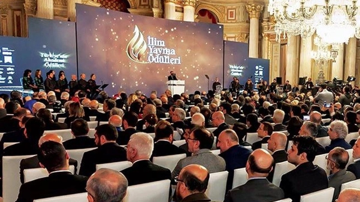 İlim Yayma Ödülleri başvuruları başladı