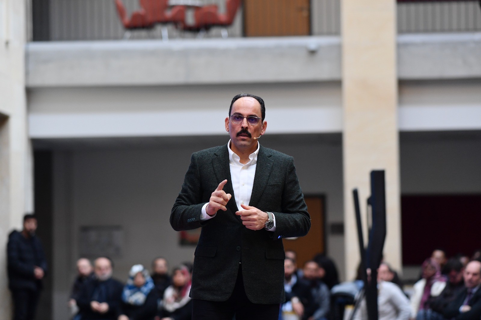 İlim Yayma Vakfı Lisansüstü Öğrenci Buluşmasında Prof. Dr. İbrahim Kalın’ı ağırladı