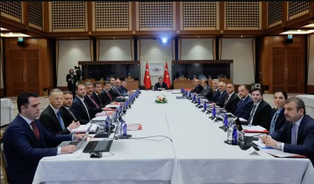 İlk açıklama geldi! Külliye’de kritik buluşma